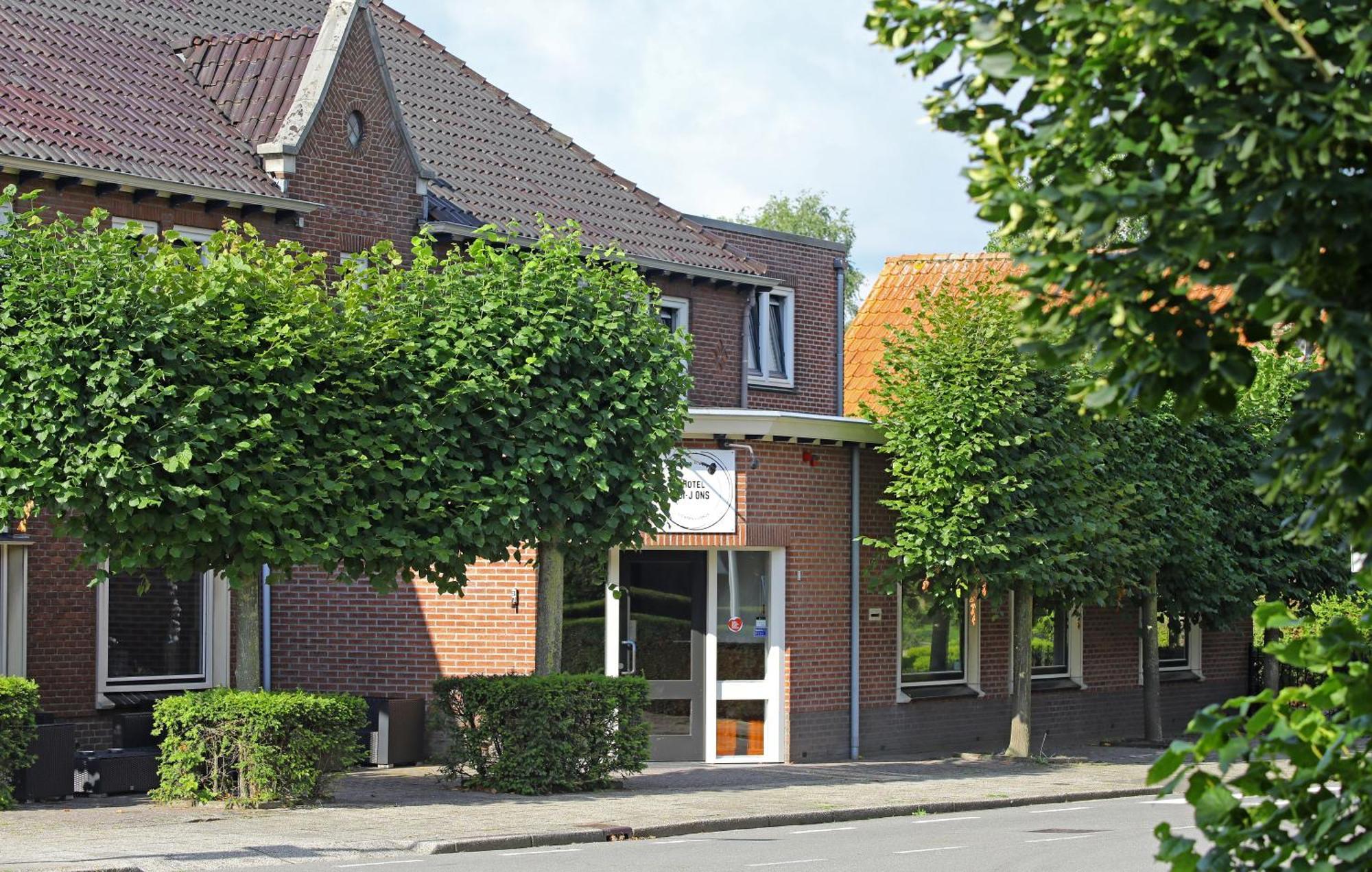 Hotel Bi-J Ons Lichtenvoorde Exterior foto